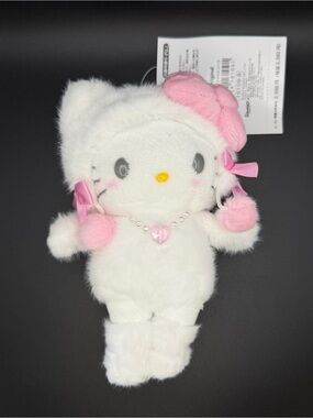 Sanrio Harajuku Exclusive long leg Hello Kitty in white kitten costume keychain